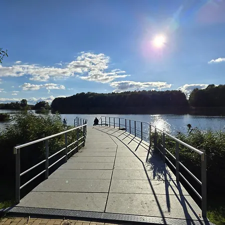 Apartmenthaus-usedom Fam Stopp Kajüte 1 Hunde Willkommen&ostsee Zum Greifen Nah Ostseebad Kölpinsee