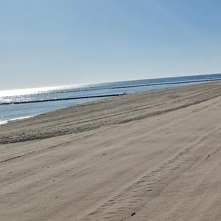 Apartmenthaus-usedom Fam Stopp Kajüte 1 Hunde Willkommen&ostsee Zum Greifen Nah